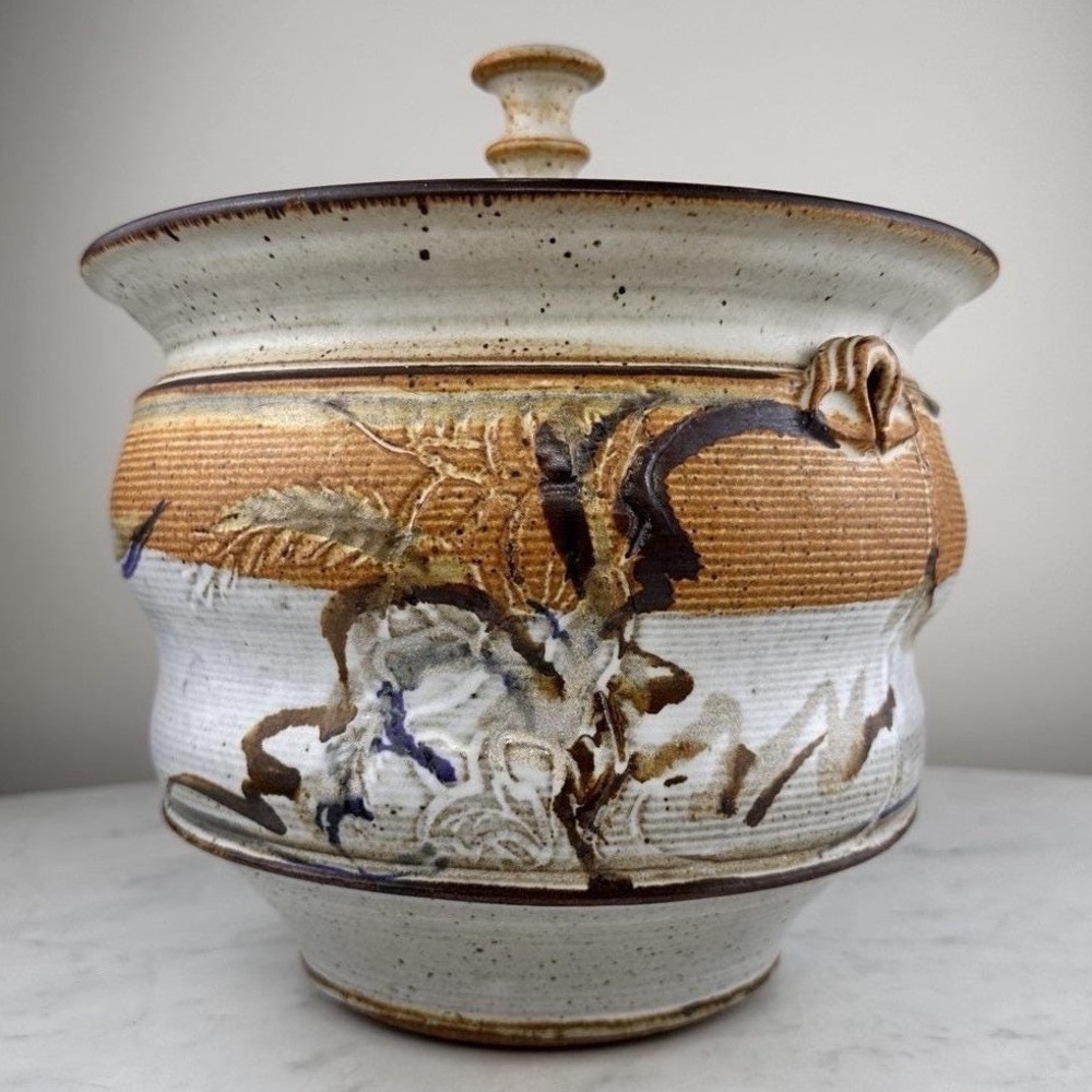 RARE Large Lori Sargent Art‎ Pottery Lidded Bowl Signed 1983 Chestnut Brown